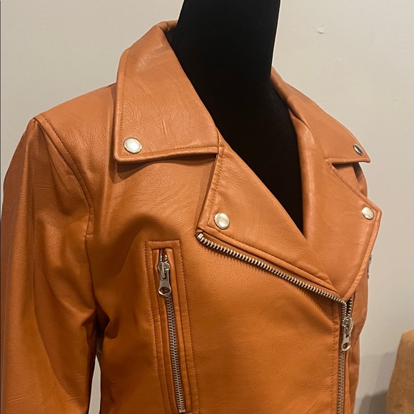 Women's tan faux Leather Jacket - Picture 2 of 4